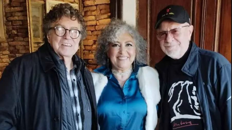 PIERO, AMANDA y LEÖN GIECO 1