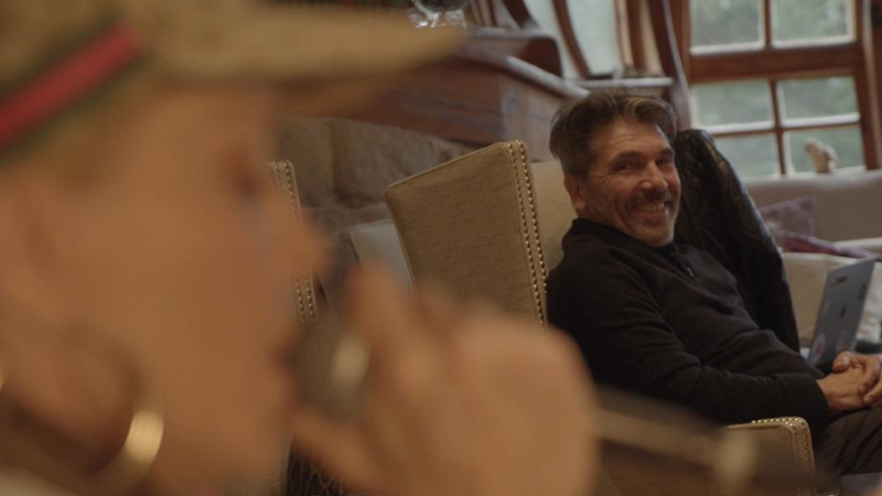 Honra Yuri a su amigo Diego Verdaguer estrenando dueto