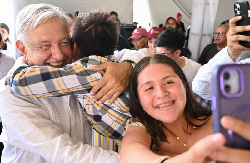 2024-08-04-Presidente-AMLO-Inauguracion-del-camino-Minatitlan-Hidalgotitlan-Veracruz-Foto-12 1
