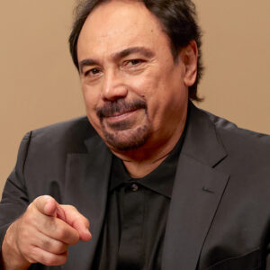Agencia_Brunch_11_Hugo_Sanchez_FIFA_Experience_Portrait_Airbnb_Credit_Harlock_Chavez