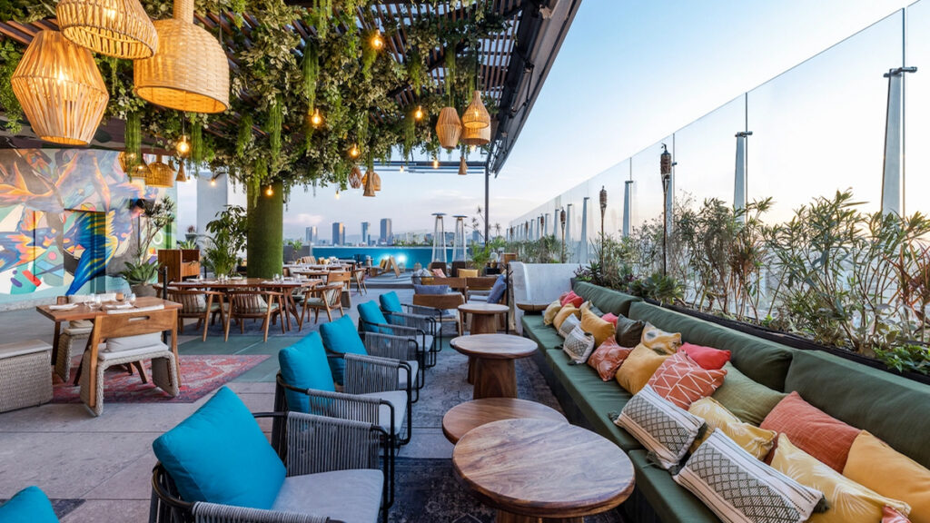 Agencia_Brunch_Dia_Del_Padre_MEXZAS_Cabuya_Rooftop_Blue_Sky_webp