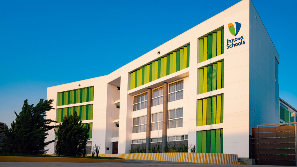 Agencia_Brunch_Innova_Schools_Copia_de_Campus_Hispano_08_Sin_escudo_2_1