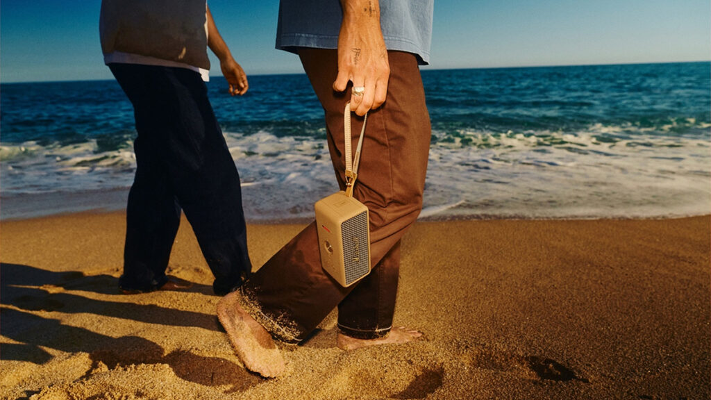 Agencia_Brunch_Marshall_emberton_III_brown_lifestyle_product_8_highres