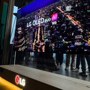 Agencia_Brunch_LG_OLED_evo_W6_Wallpaper
